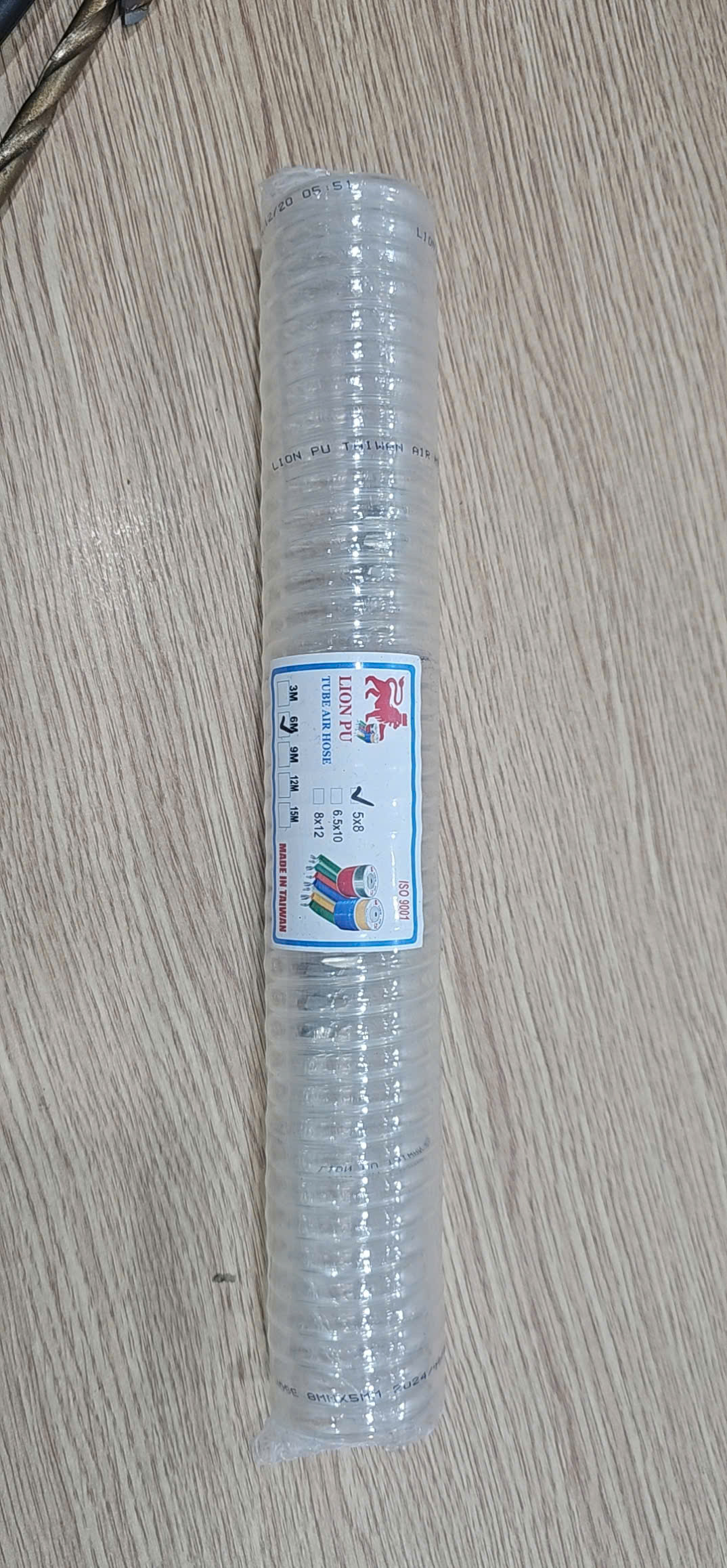 Ống xoắn LION trắng 8*6M_HKD